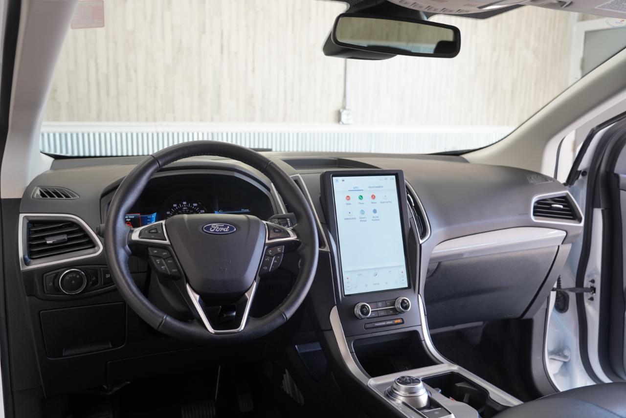 Ford Edge SEL AWD 2024