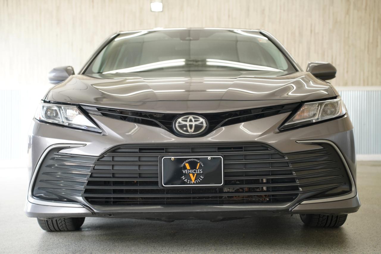 Toyota Camry LE 2021