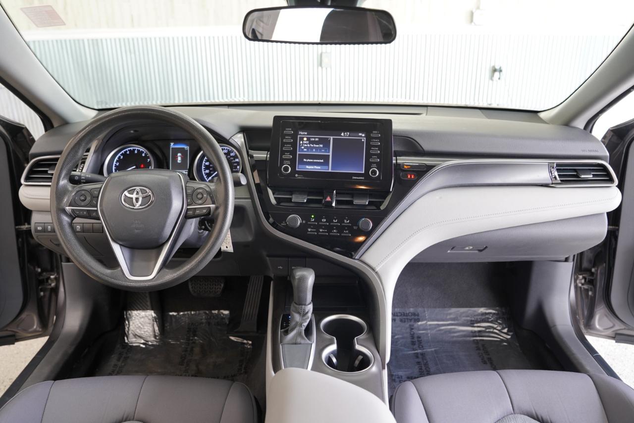 Toyota Camry LE 2021