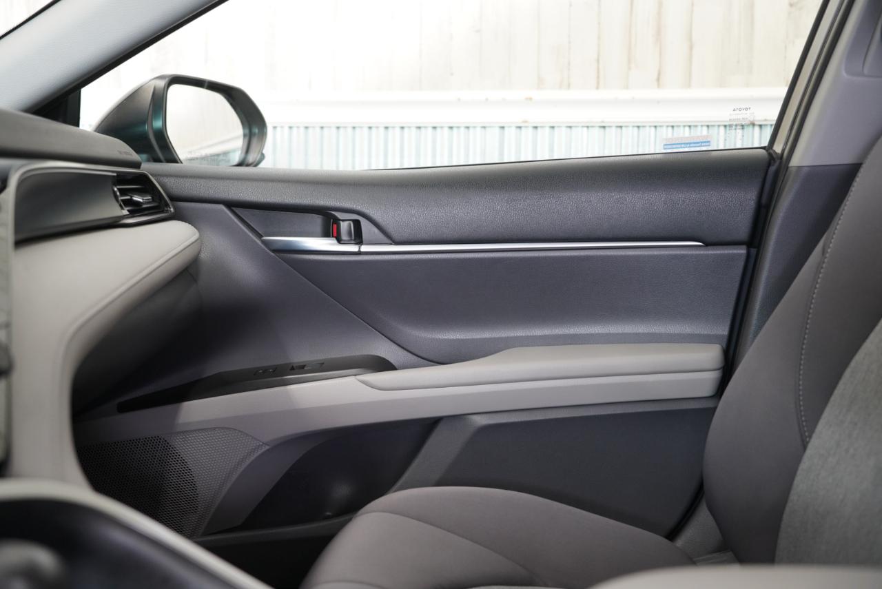 Toyota Camry LE 2021