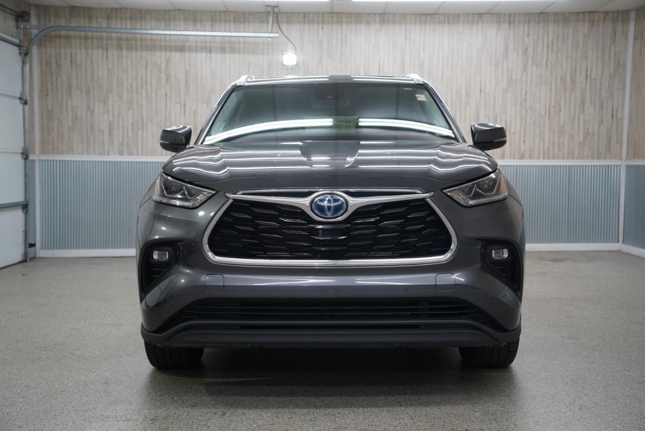 Toyota Highlander Hybrid Limited AWD (Natl) 2023