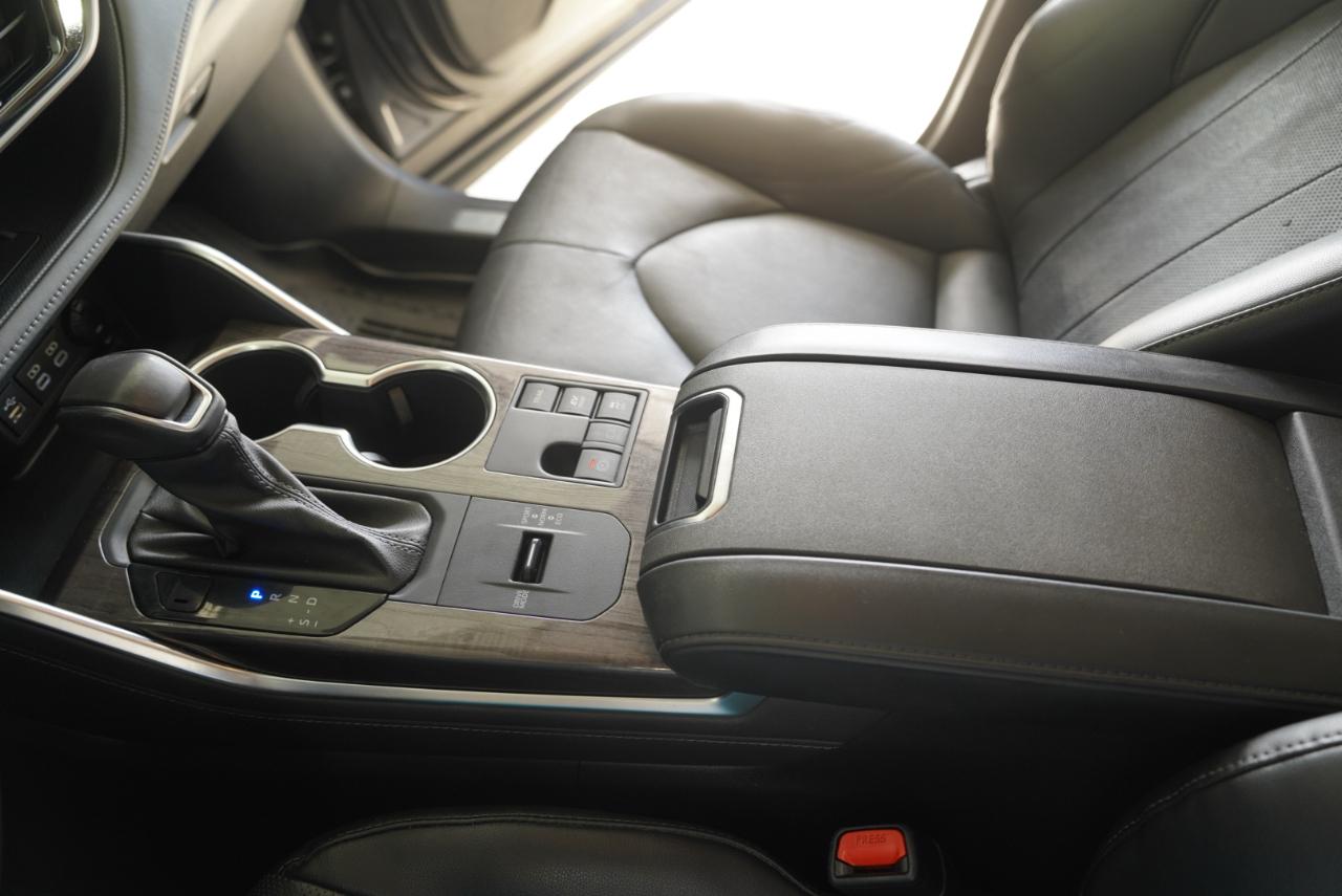 Toyota Highlander Hybrid Limited AWD (Natl) 2023