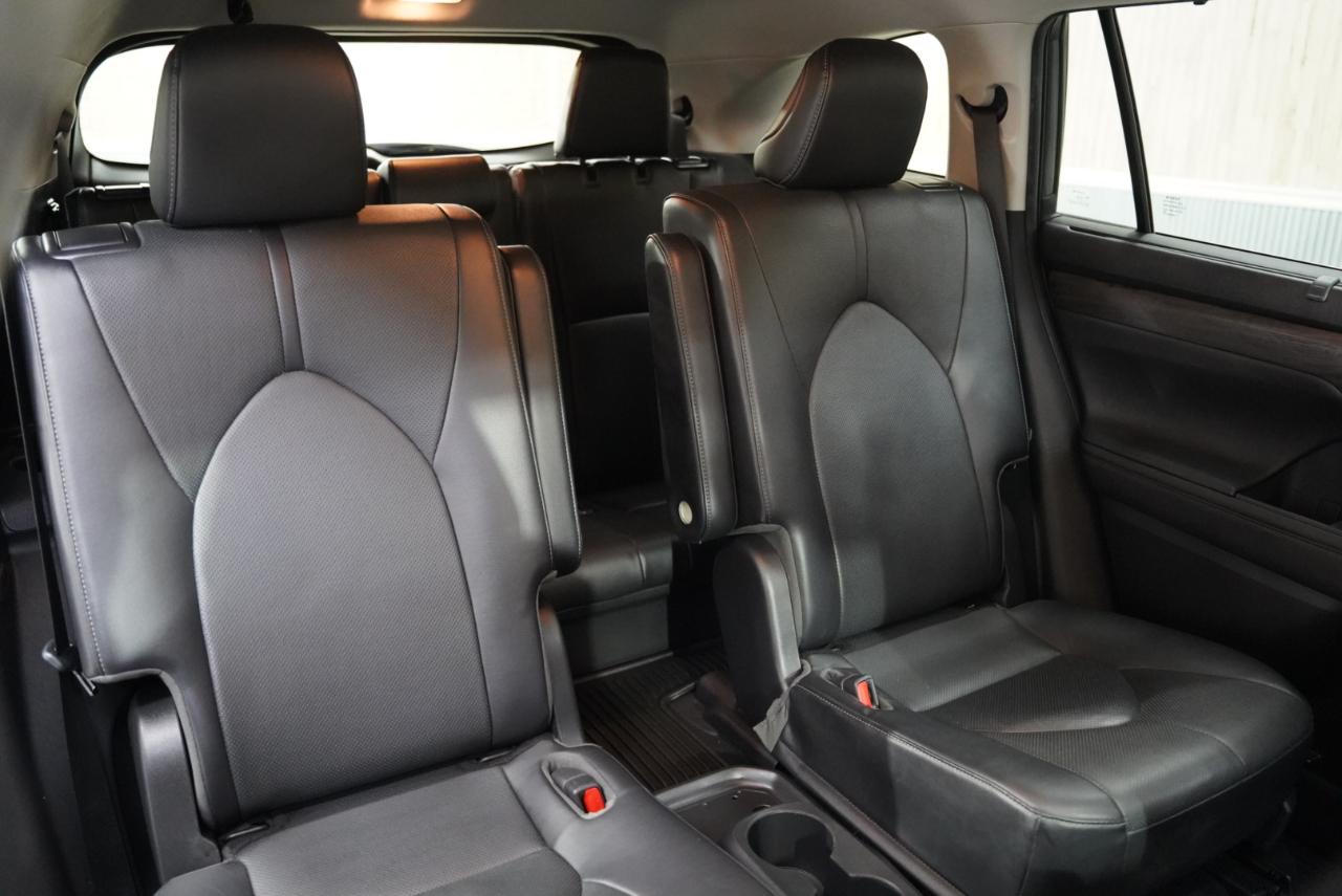 Toyota Highlander Hybrid Limited AWD (Natl) 2023