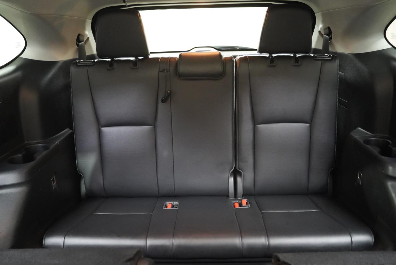 Toyota Highlander Hybrid Limited AWD (Natl) 2023