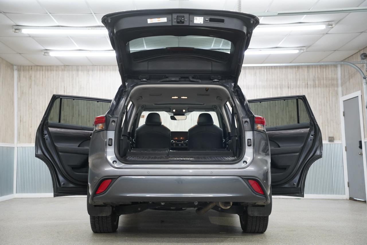 Toyota Highlander Hybrid Limited AWD (Natl) 2023