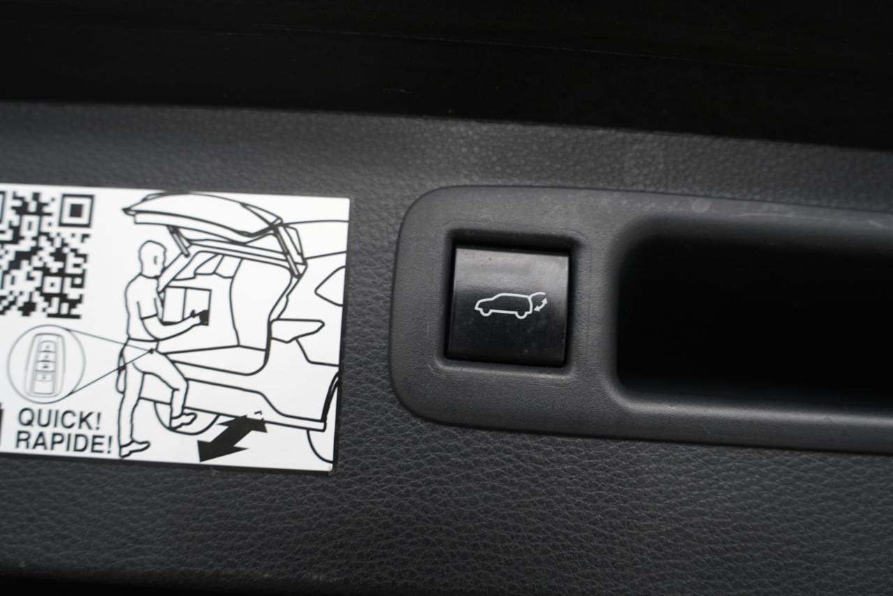 Toyota Highlander Hybrid Limited AWD (Natl) 2023