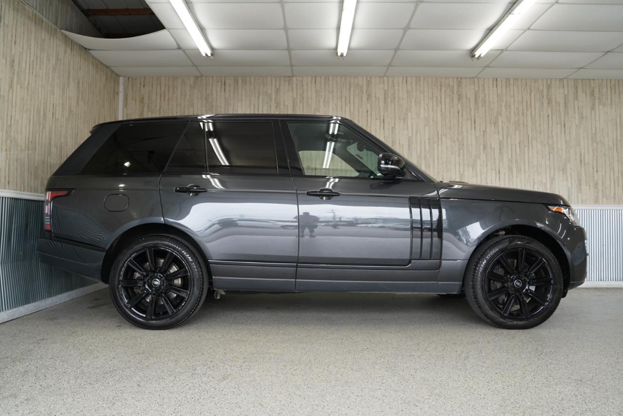 Land Rover Range Rover V8 Supercharged SWB 2017