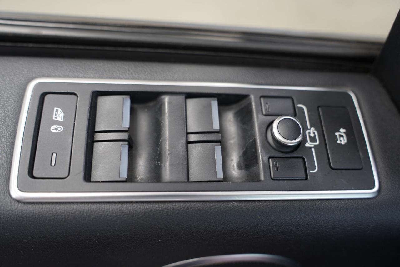 Land Rover Range Rover V8 Supercharged SWB 2017