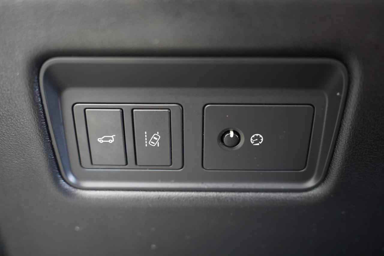 Land Rover Range Rover V8 Supercharged SWB 2017