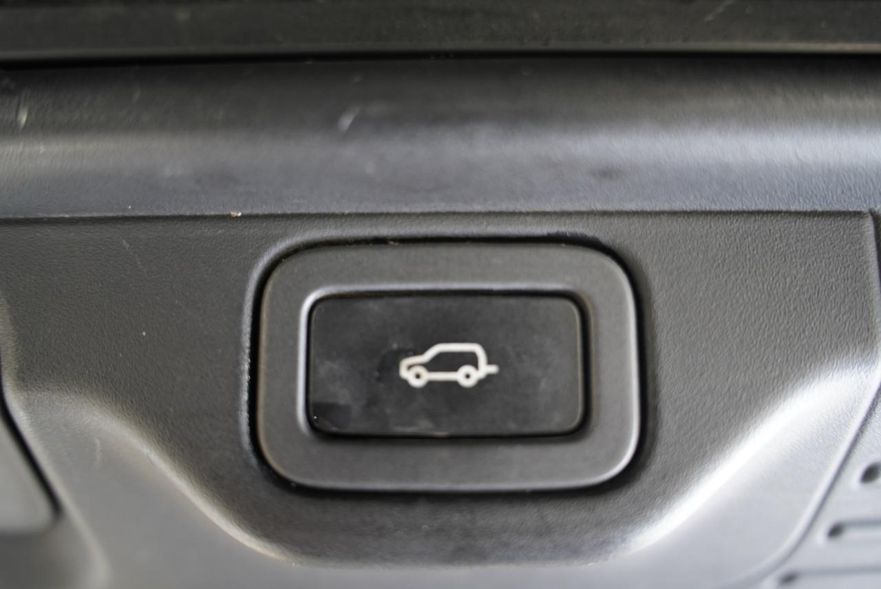 Land Rover Range Rover V8 Supercharged SWB 2017