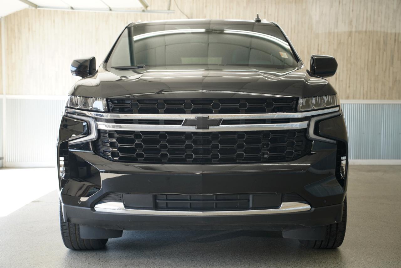 Chevrolet Suburban 4WD 4dr LS 2023