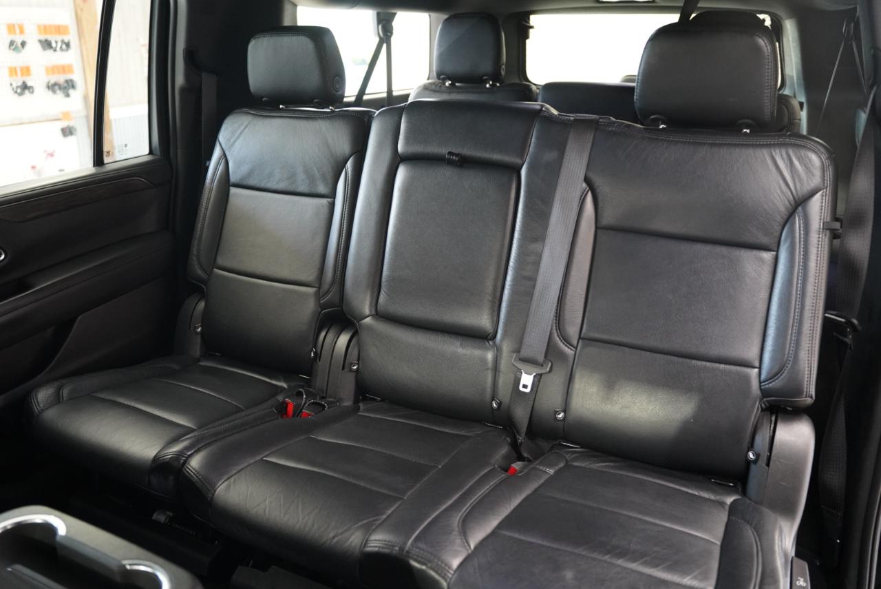 Chevrolet Suburban 4WD 4dr LS 2023
