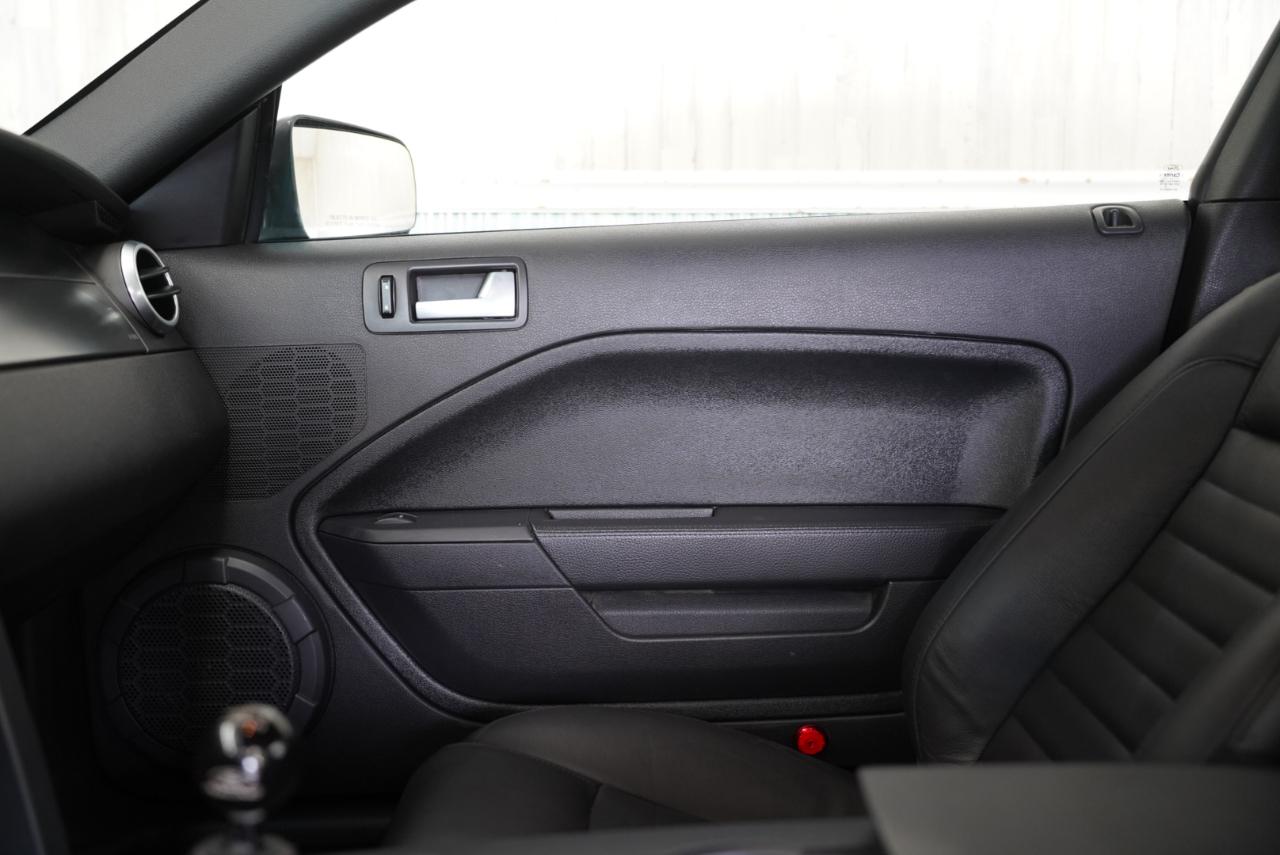 Ford Mustang 2dr Cpe Shelby GT500 2007