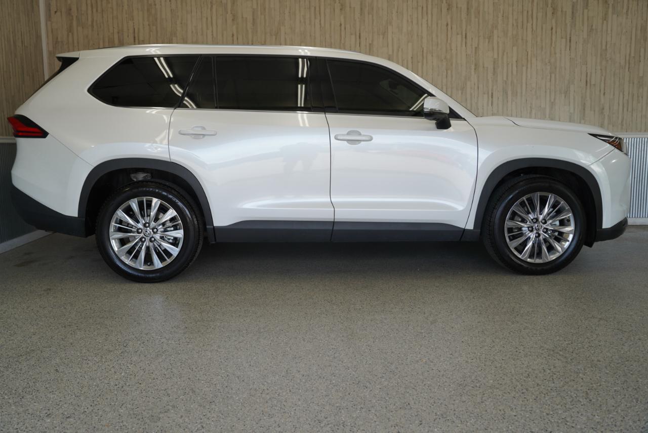 Toyota Grand Highlander  2024