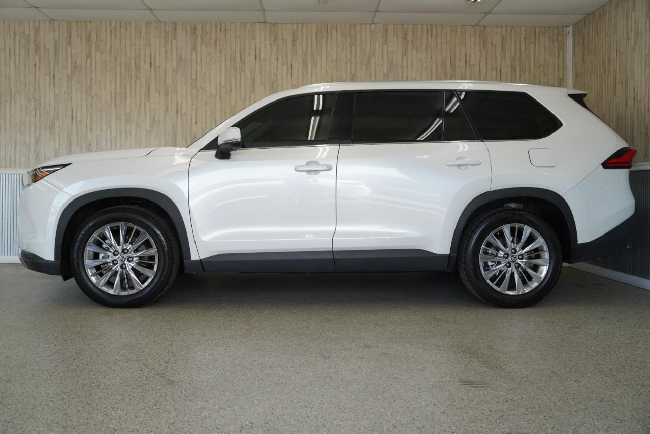 Toyota Grand Highlander  2024