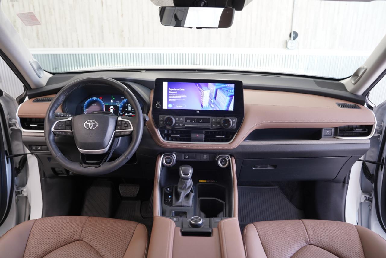 Toyota Grand Highlander  2024