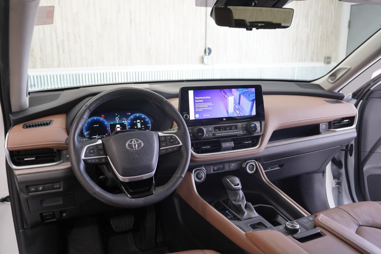 Toyota Grand Highlander  2024