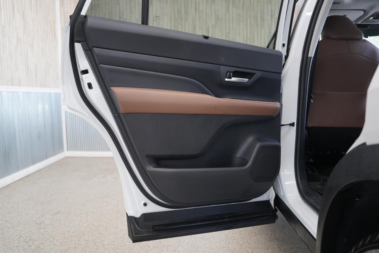 Toyota Grand Highlander  2024