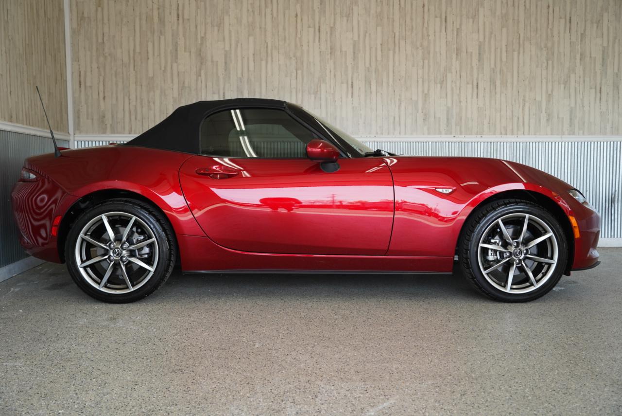 Mazda MX-5 Miata Grand Touring Auto 2023
