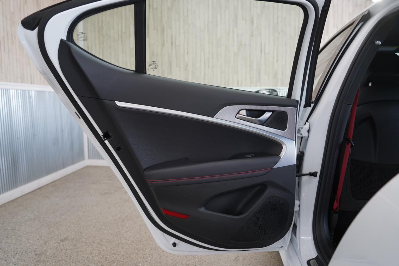 Genesis G70 3.3T Sport Advanced RWD 2023