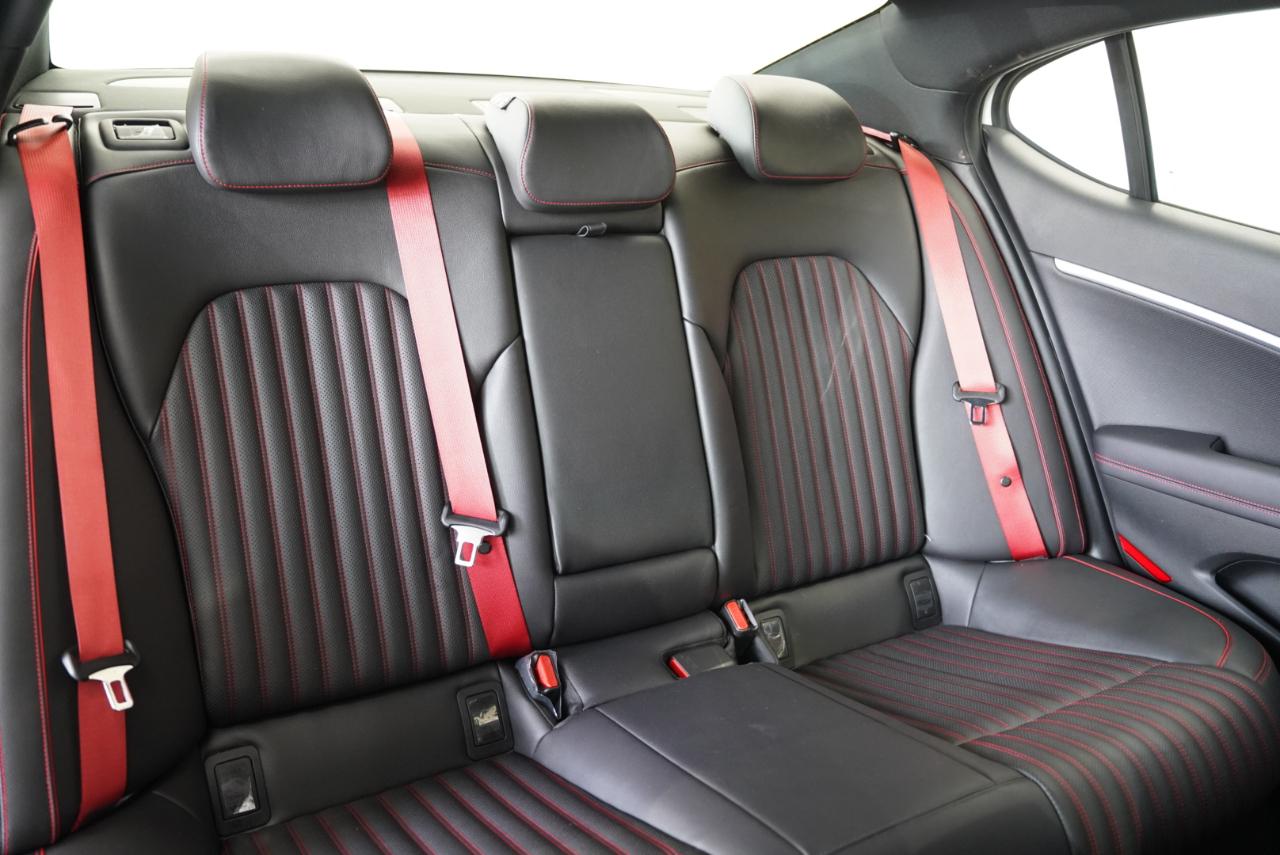 Genesis G70 3.3T Sport Advanced RWD 2023