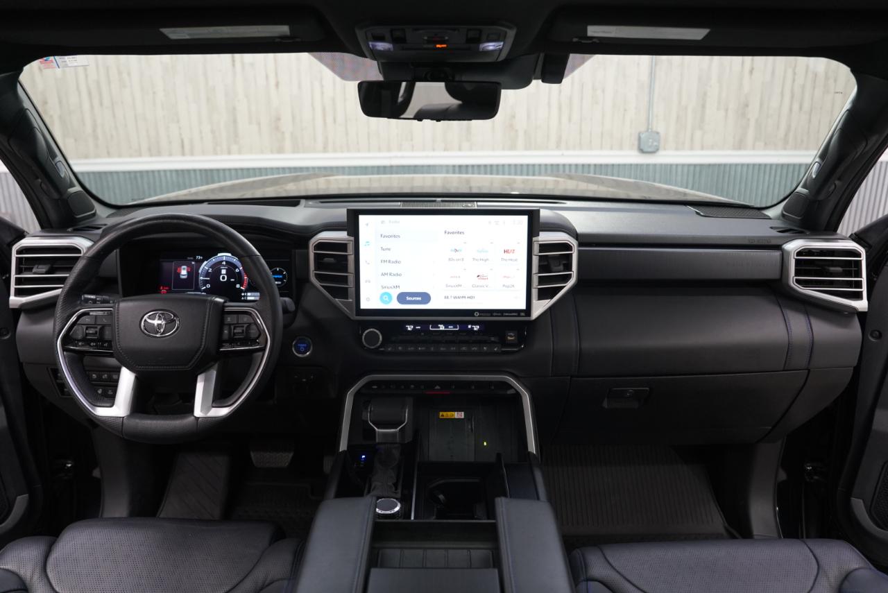 Toyota Sequoia Capstone 4WD (Natl) 2023