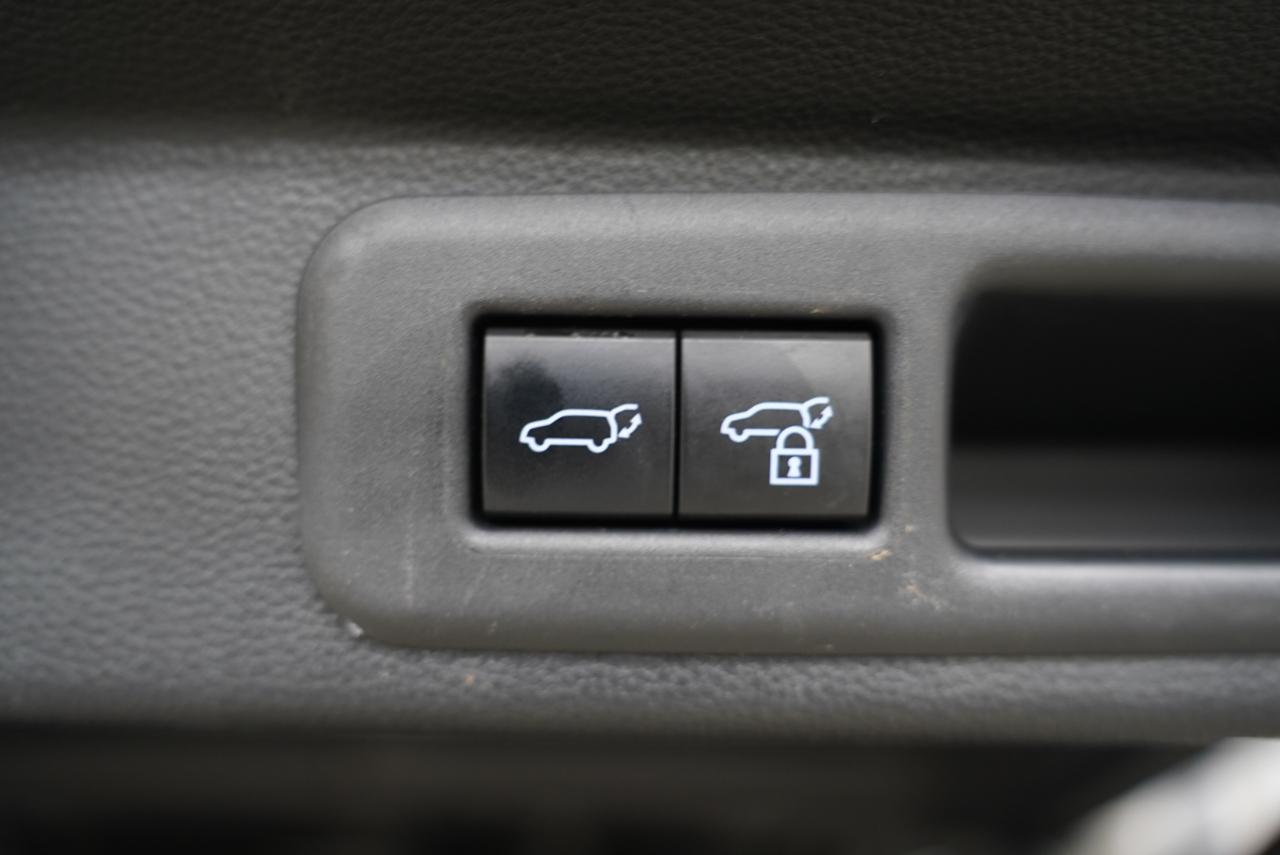 Toyota Sequoia Capstone 4WD (Natl) 2023