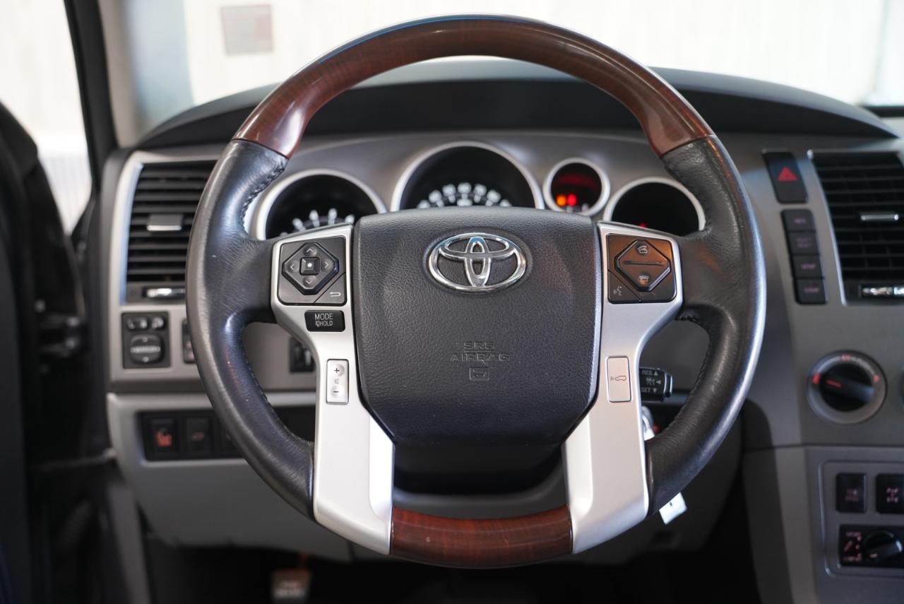 Toyota Sequoia  2016