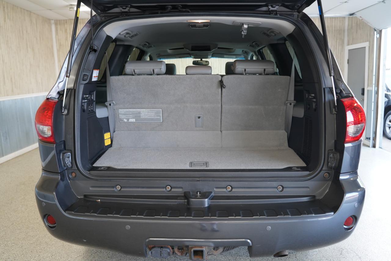 Toyota Sequoia  2016