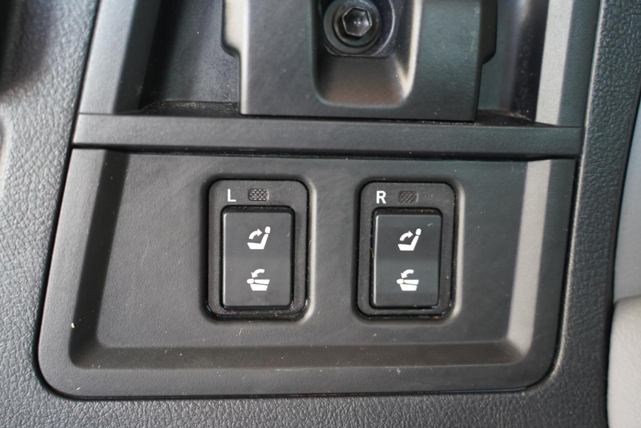 Toyota Sequoia  2016