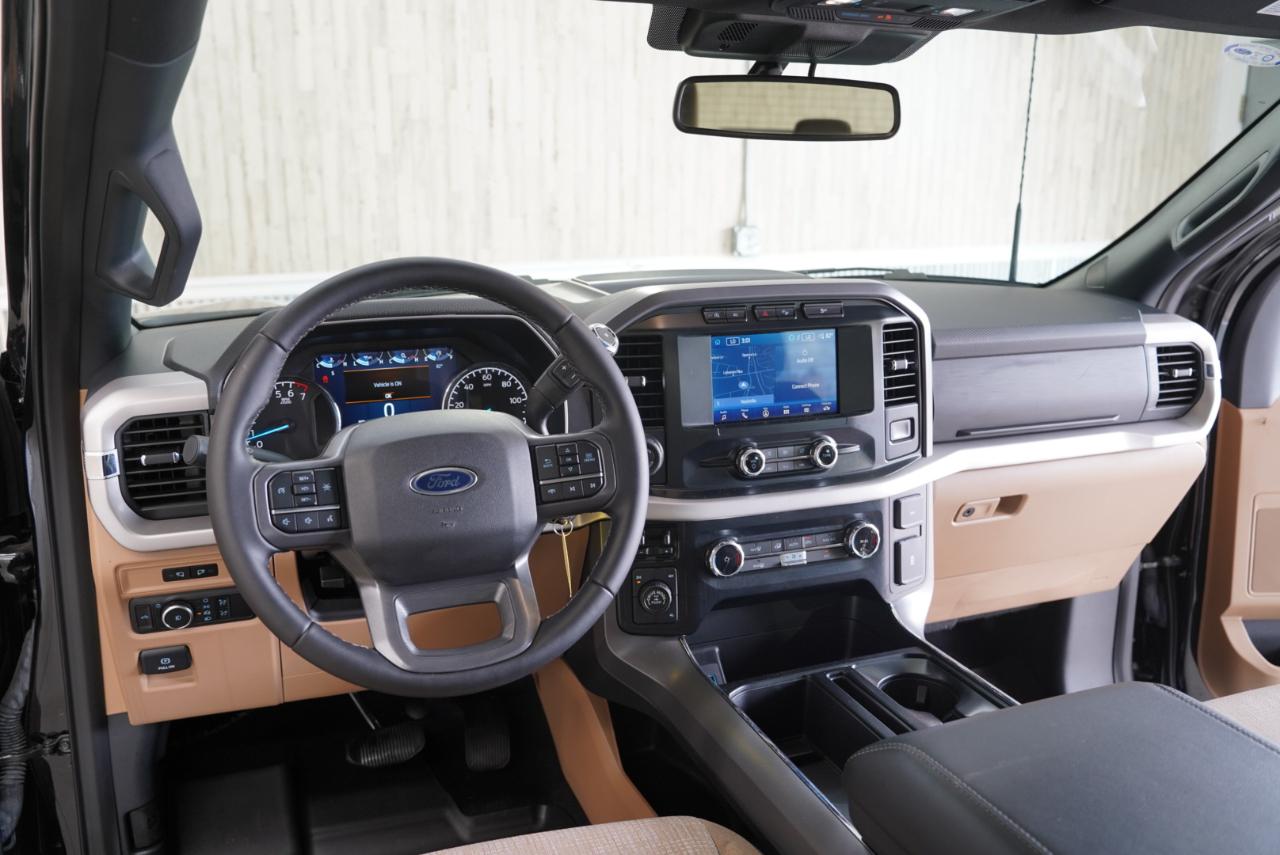 Ford F-150 King Ranch 4WD SuperCrew 5.5' Box 2023