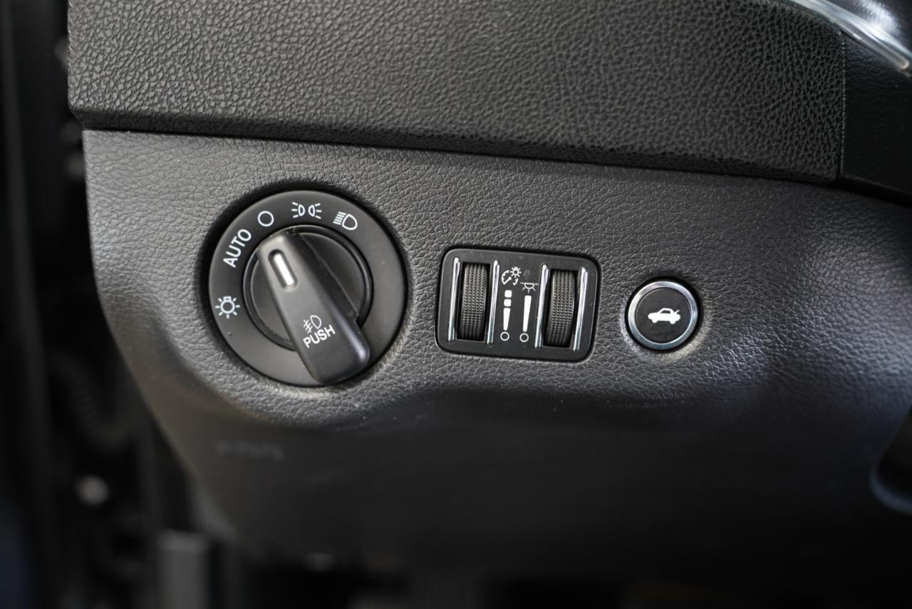 Dodge Charger 4dr Sdn SXT Plus AWD 2013