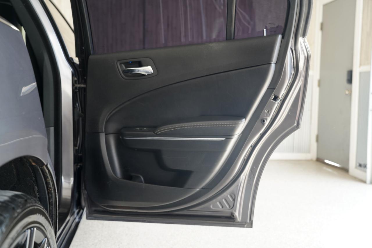 Dodge Charger 4dr Sdn SXT Plus AWD 2013