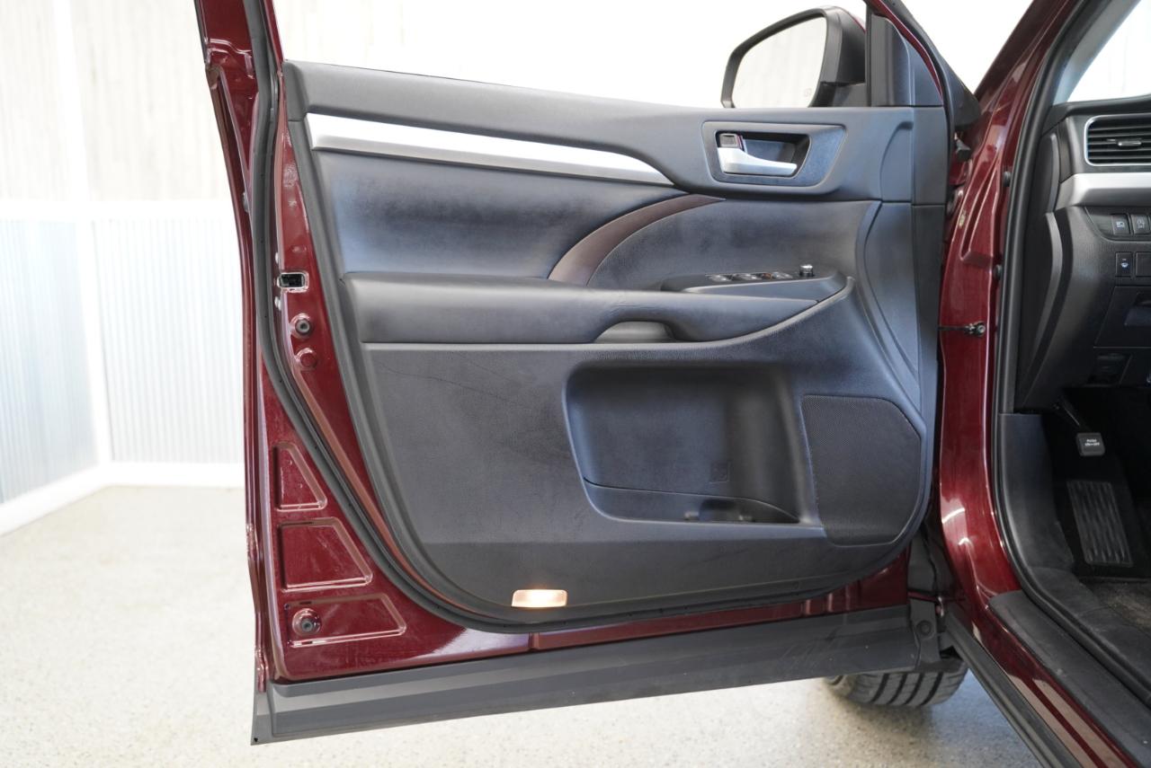 Toyota Highlander  2019