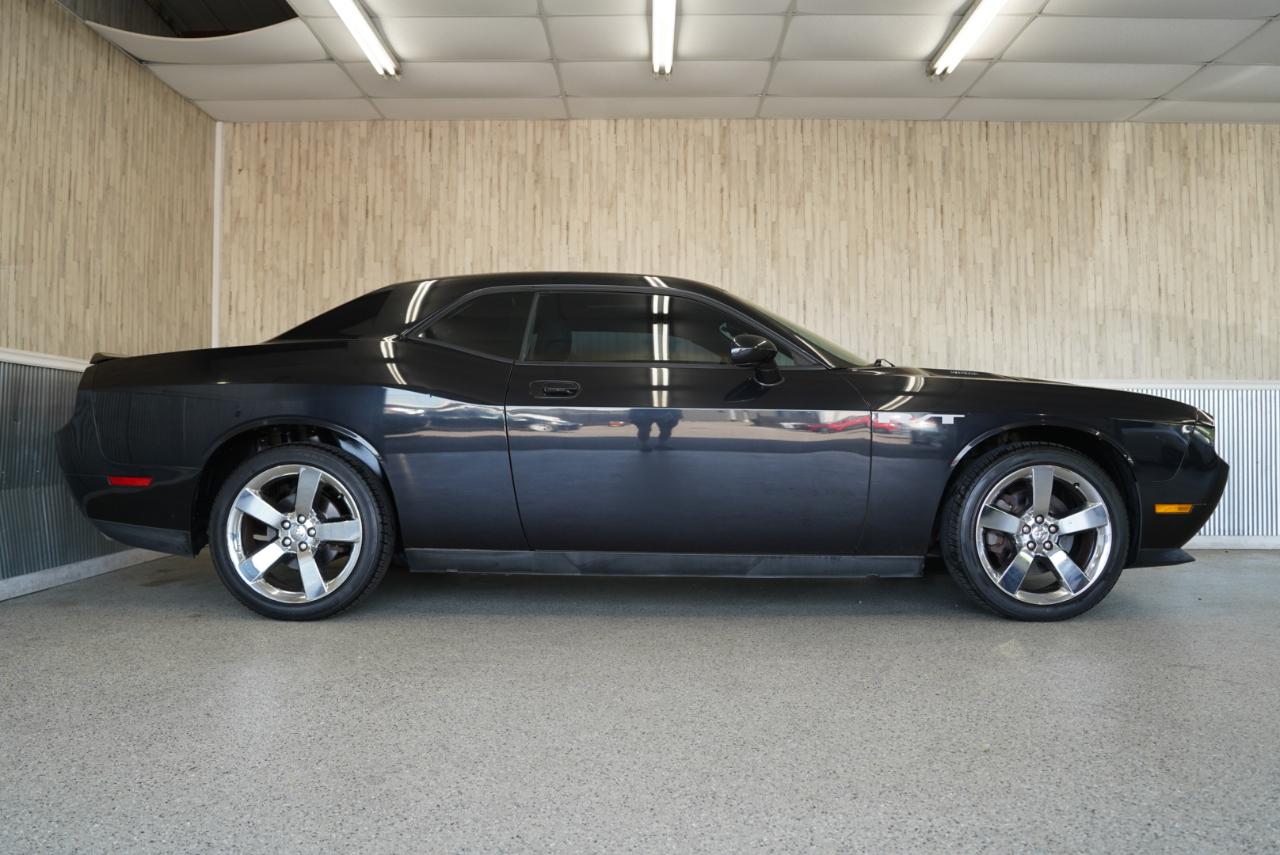 Dodge Challenger 2dr Cpe R/T 2010