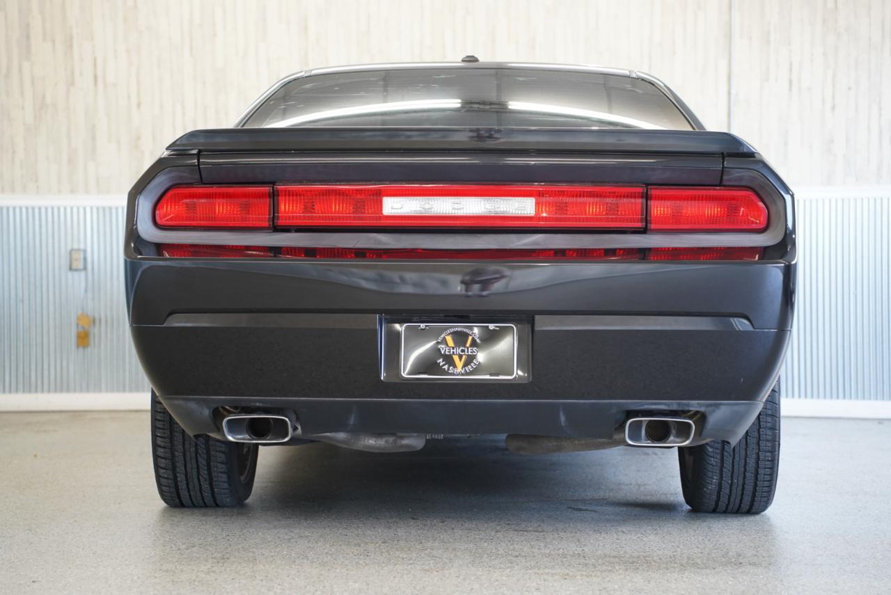 Dodge Challenger 2dr Cpe R/T 2010