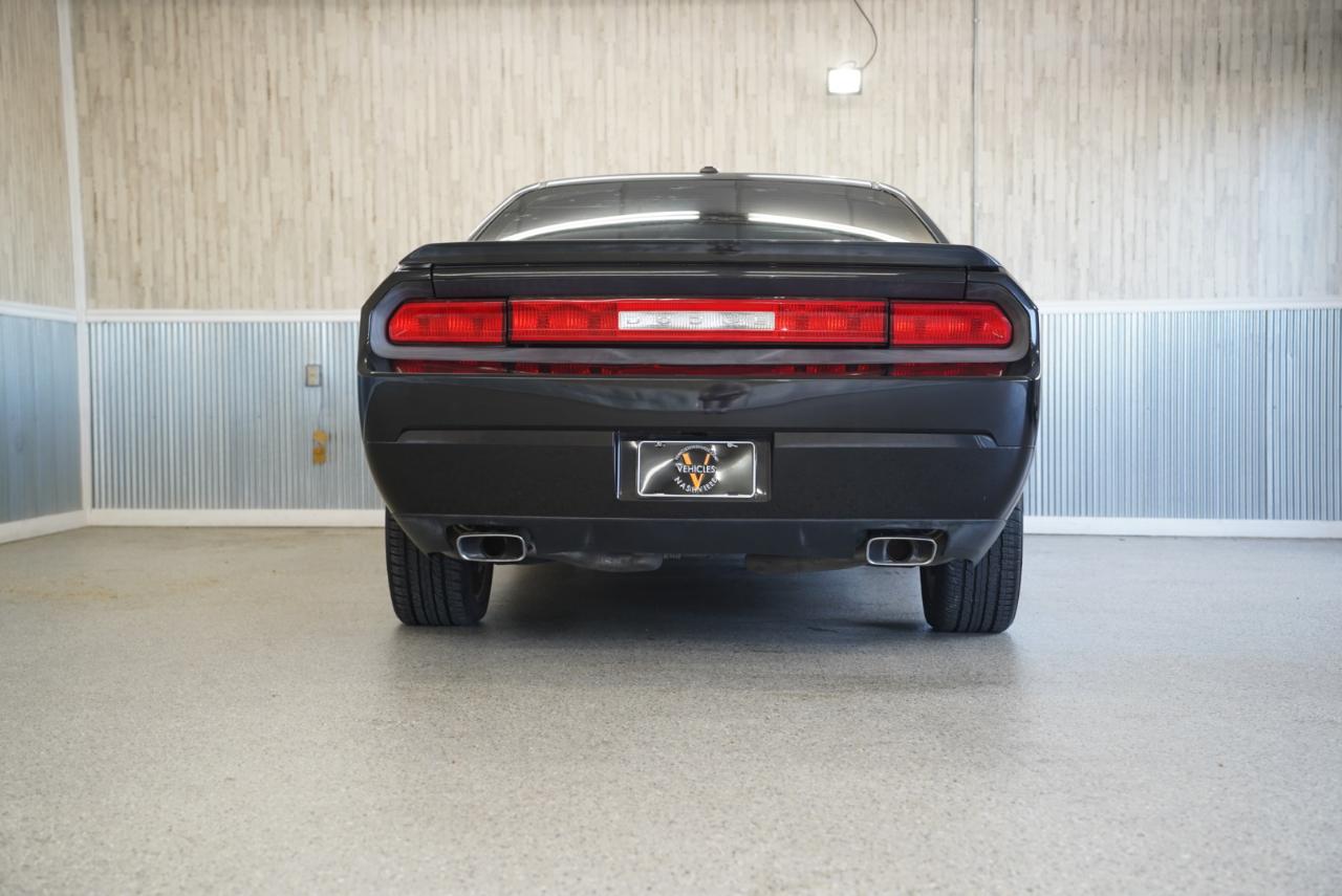 Dodge Challenger 2dr Cpe R/T 2010