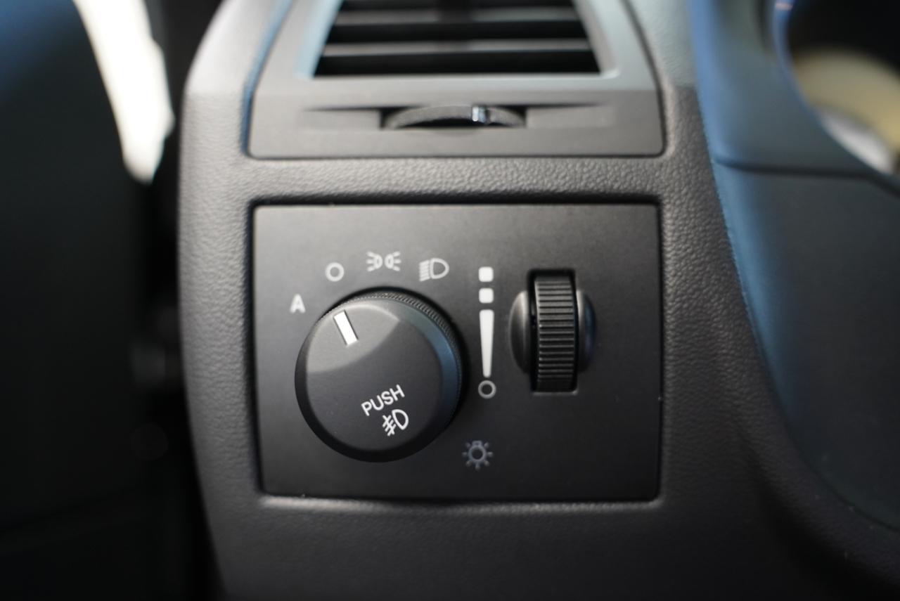 Dodge Challenger 2dr Cpe R/T 2010