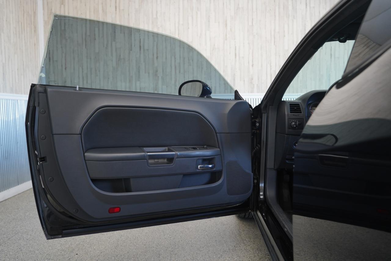 Dodge Challenger 2dr Cpe R/T 2010