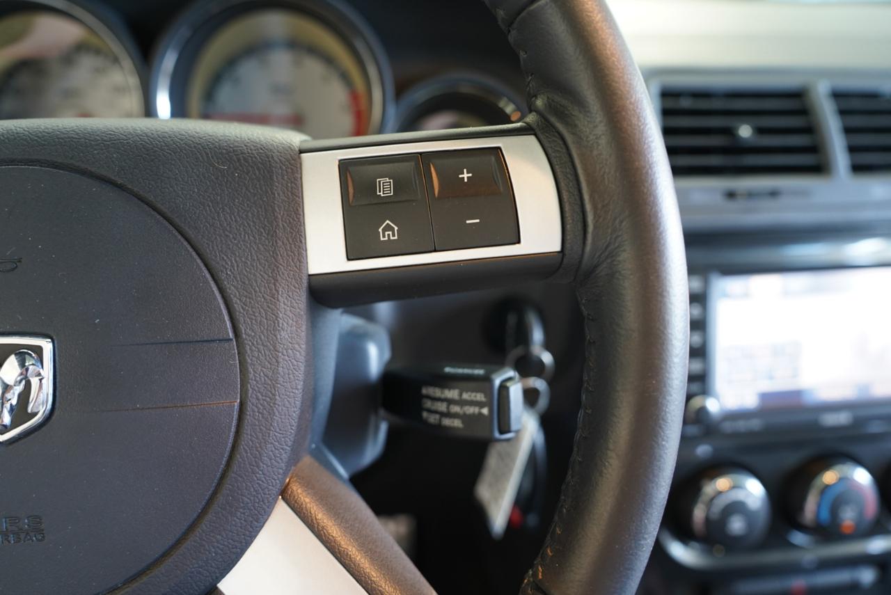 Dodge Challenger 2dr Cpe R/T 2010