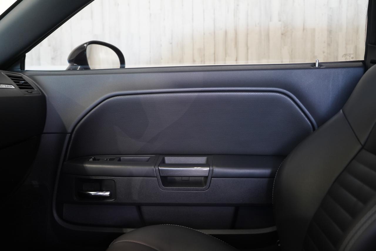 Dodge Challenger 2dr Cpe R/T 2010