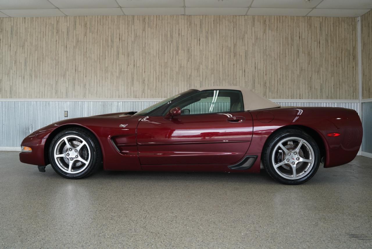 Chevrolet Corvette 2dr Convertible 2003