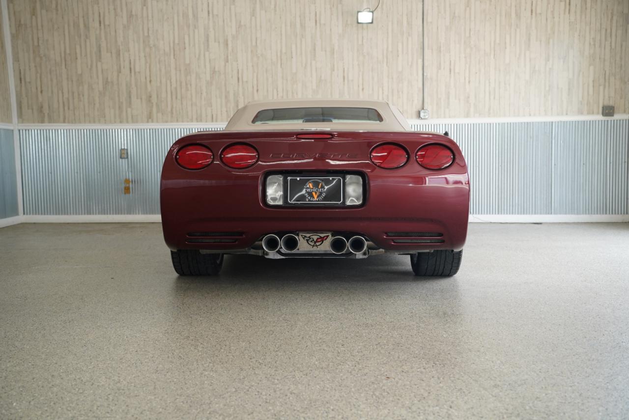 Chevrolet Corvette 2dr Convertible 2003