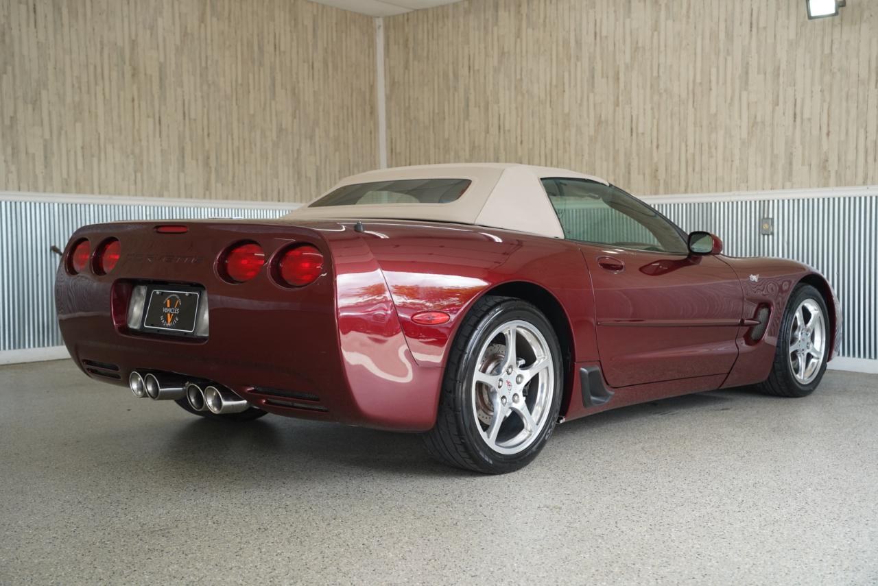 Chevrolet Corvette 2dr Convertible 2003