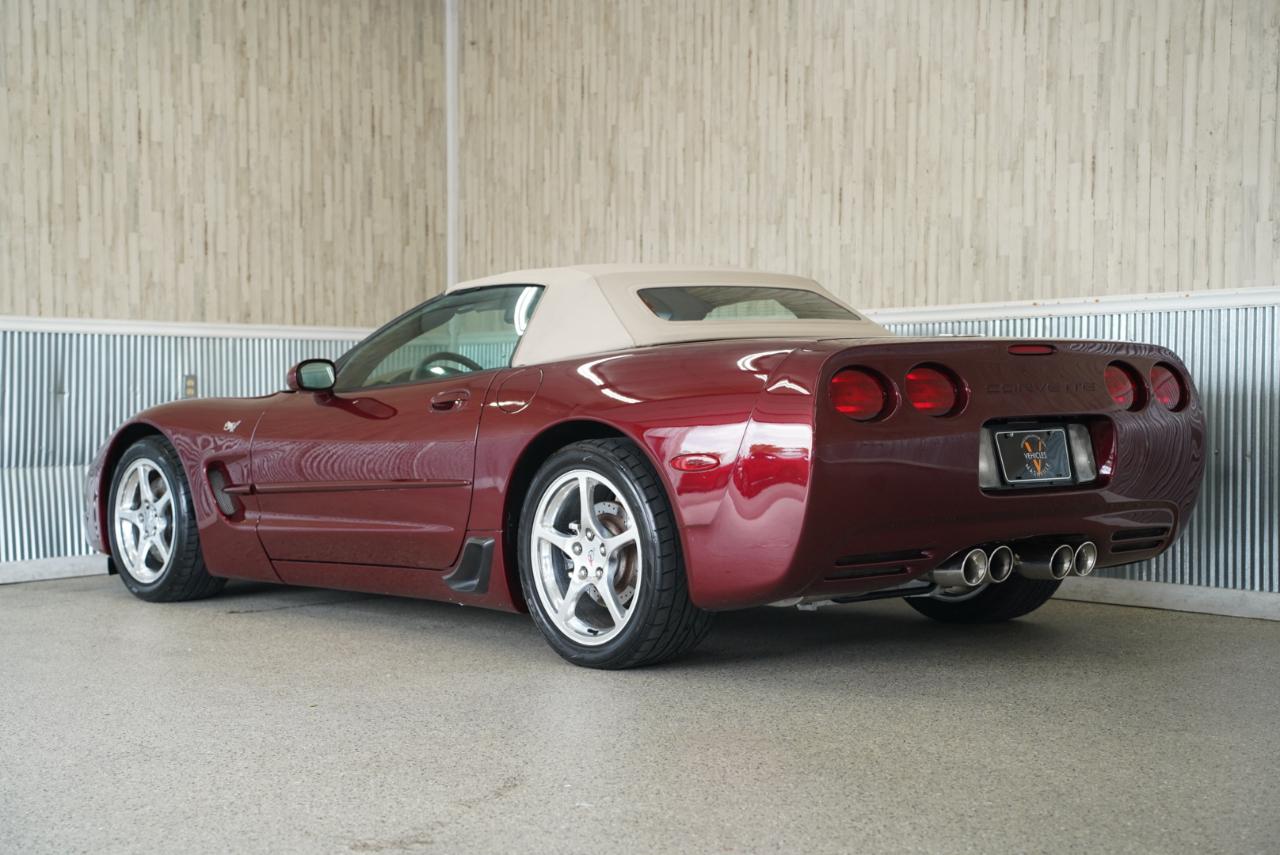 Chevrolet Corvette 2dr Convertible 2003