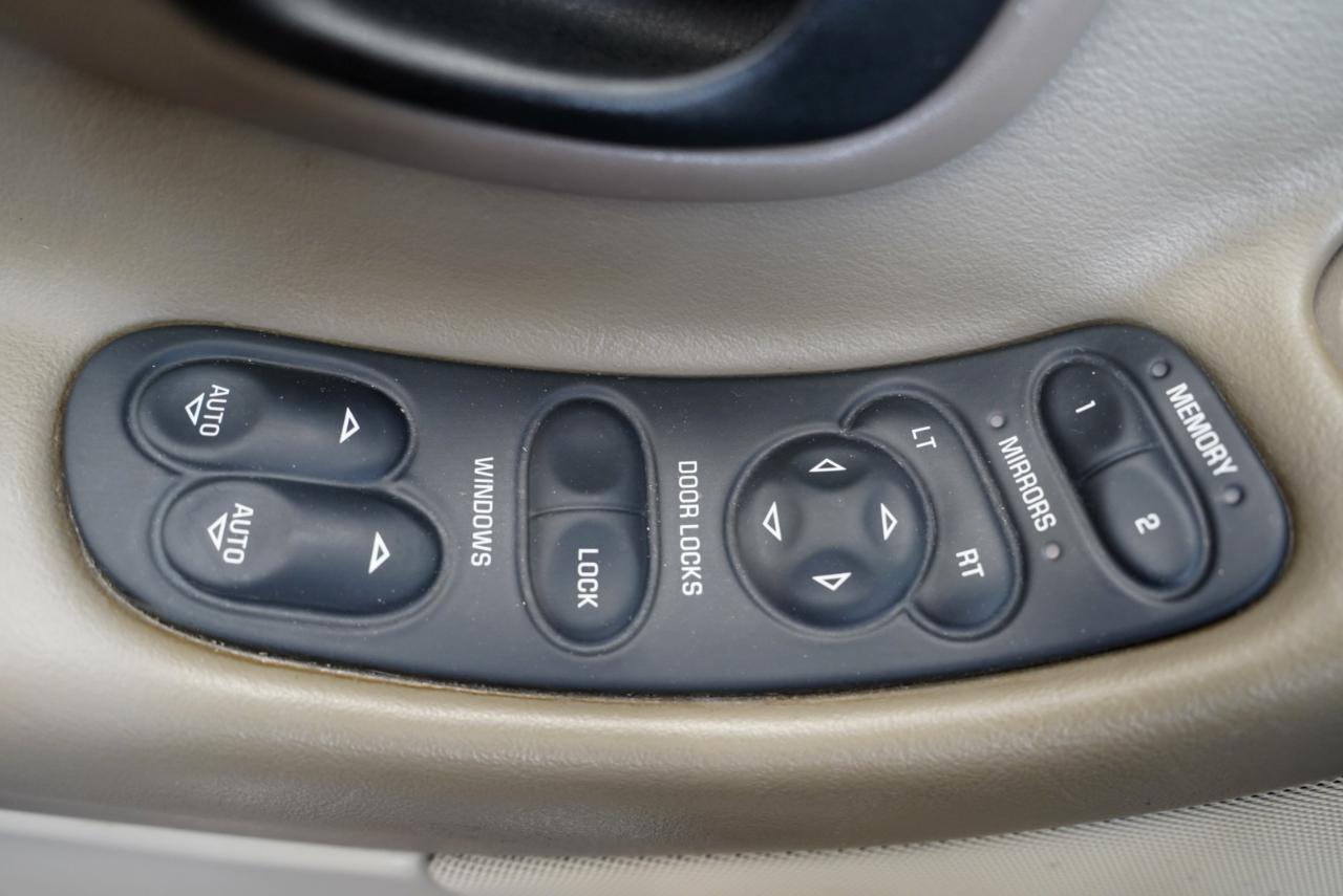 Chevrolet Corvette 2dr Convertible 2003