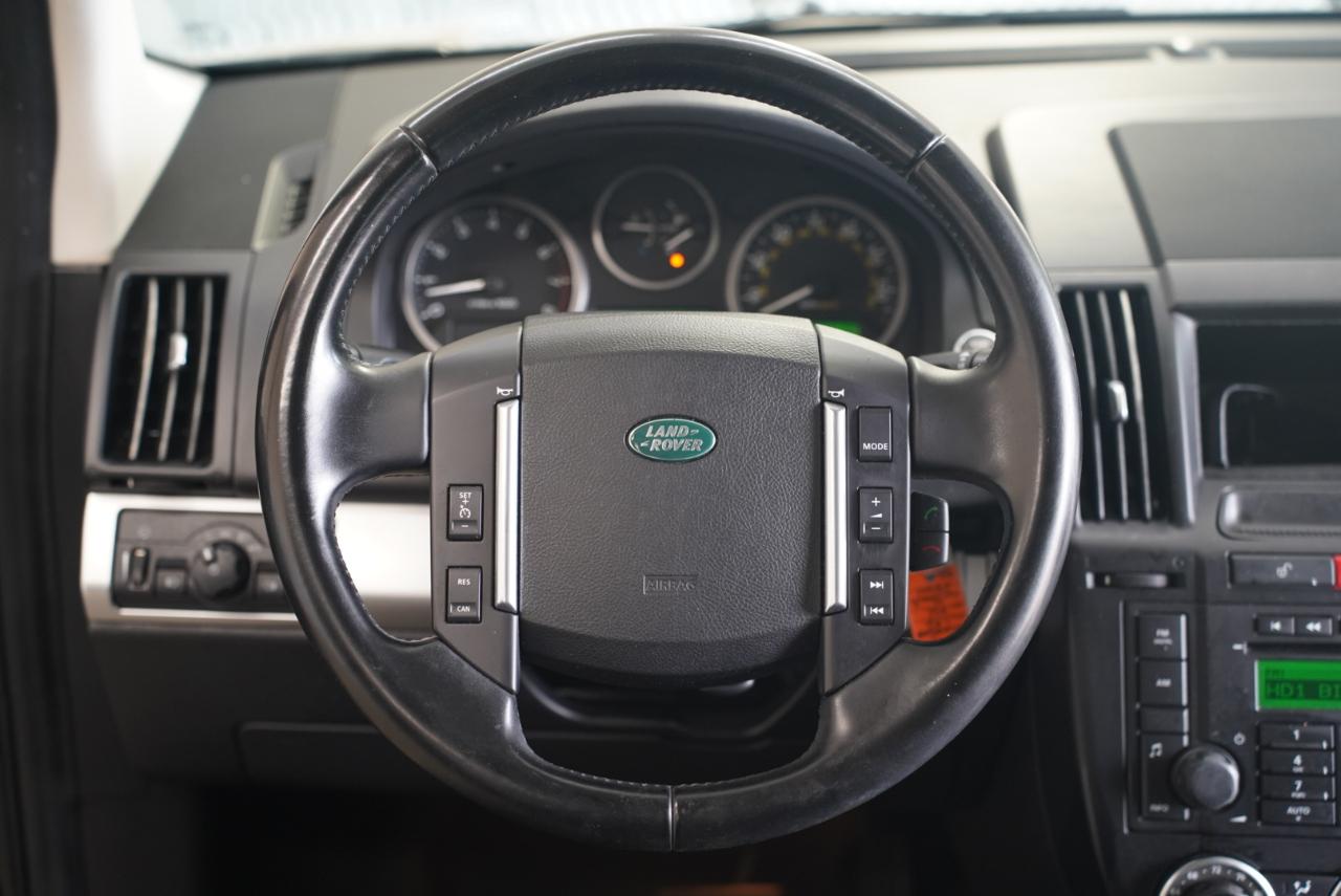 Land Rover LR2 AWD 4dr HSE 2012