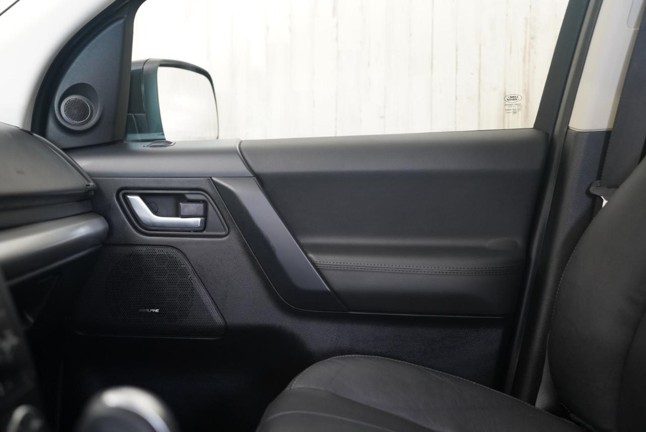 Land Rover LR2 AWD 4dr HSE 2012