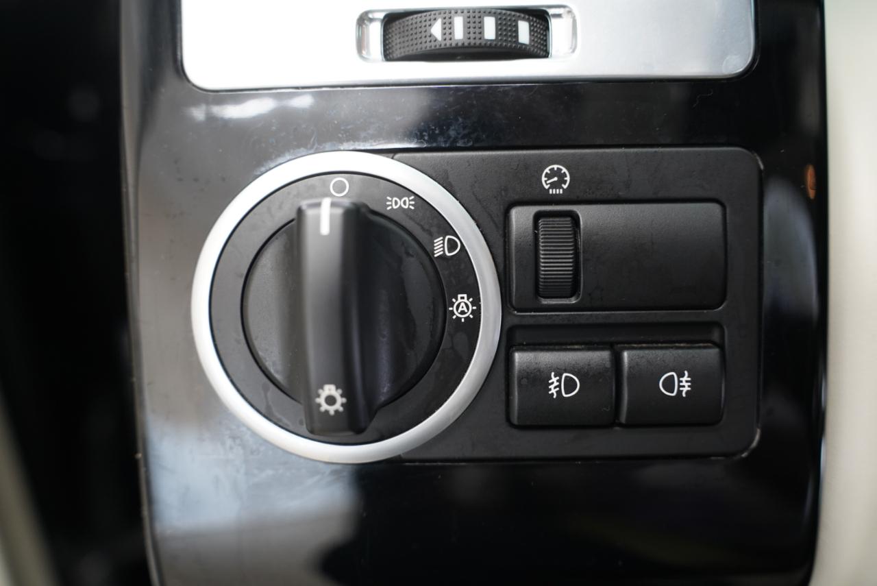 Land Rover Range Rover 4WD 4dr SC Autobiography 2011