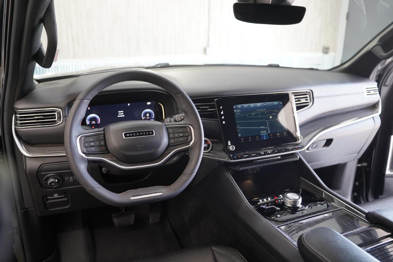 Jeep Wagoneer Series III 4x4 2022